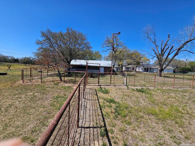 4821 Fm 467, Seguin, TX 78155
