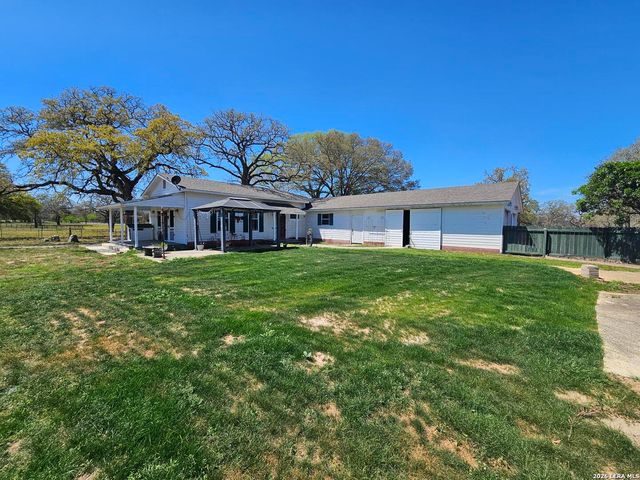 4821 Fm 467, Seguin, TX 78155