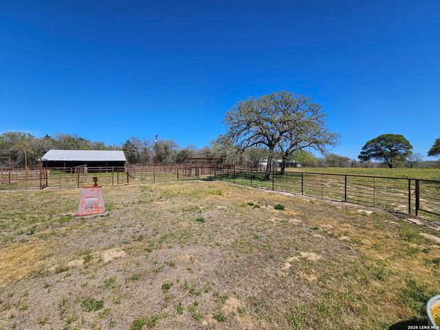4821 Fm 467, Seguin, TX 78155