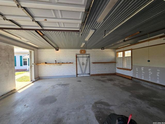 4821 Fm 467, Seguin, TX 78155