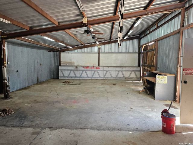 4821 Fm 467, Seguin, TX 78155