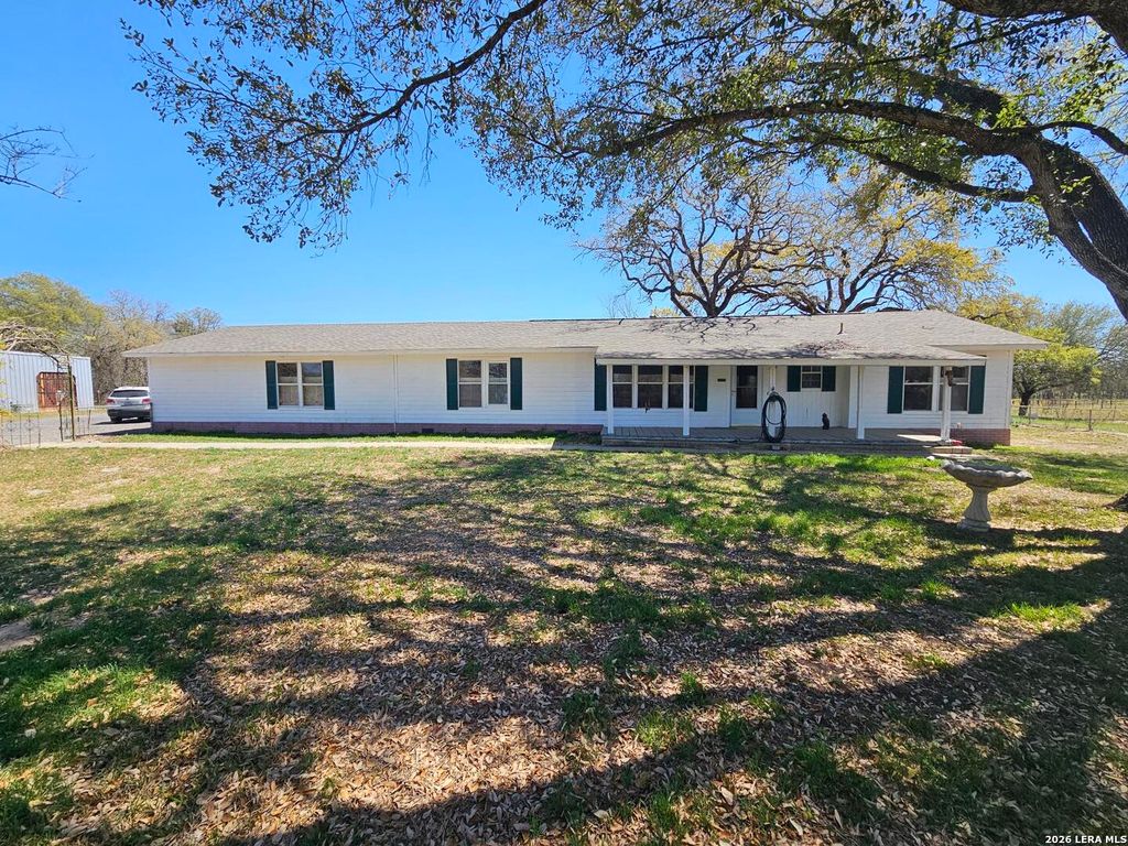 4821 Fm 467, Seguin, TX 78155