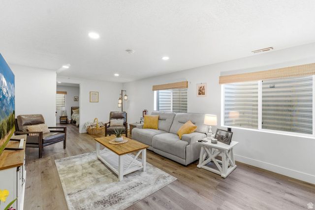 1780 W MAPLE ST, Mapleton, UT 84664