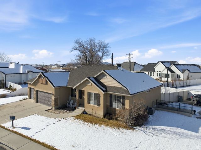 1780 W MAPLE ST, Mapleton, UT 84664