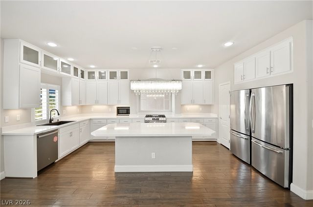 5908 Iris Vineyards Avenue, Las Vegas, NV 89141