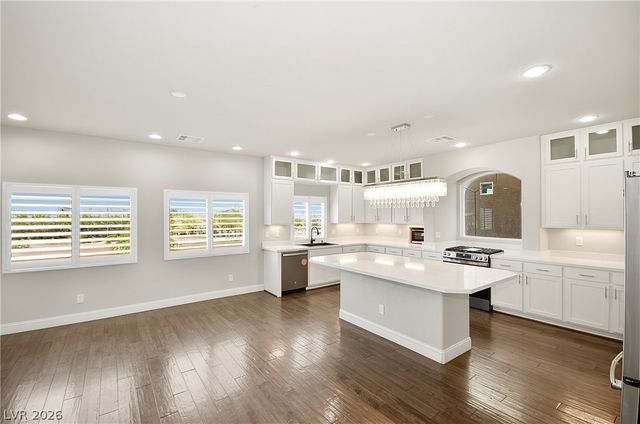5908 Iris Vineyards Avenue, Las Vegas, NV 89141