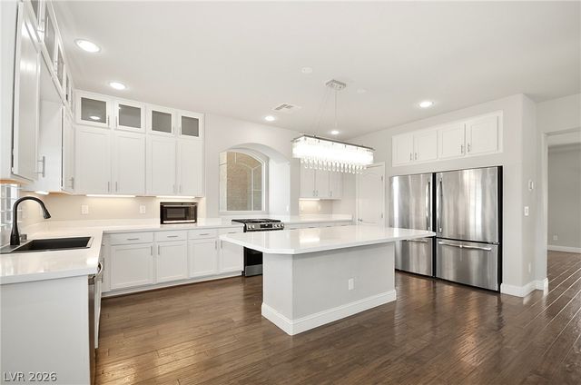 5908 Iris Vineyards Avenue, Las Vegas, NV 89141