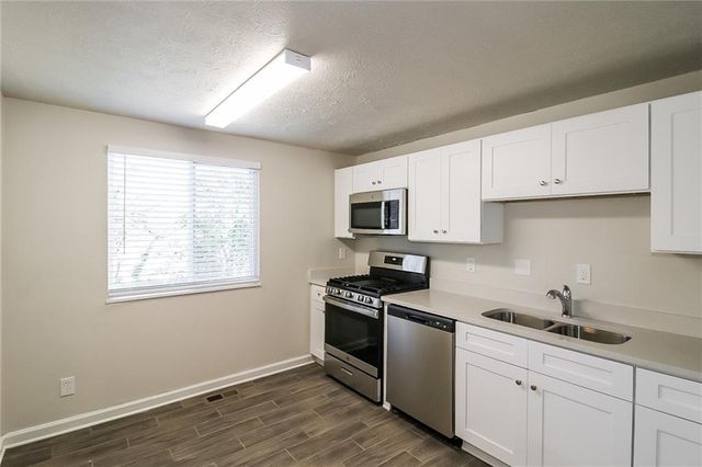 1983 Northerly Way, Stone Mountain, GA 30088