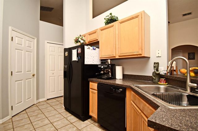 2634 GOLD DUST CIRCLE, Kissimmee, FL 34744