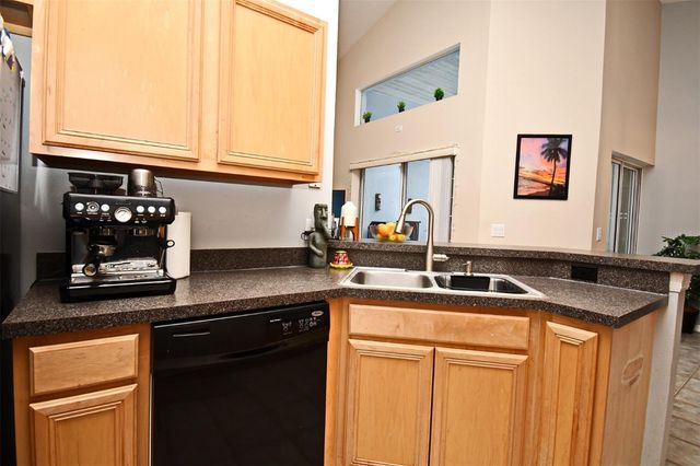 2634 GOLD DUST CIRCLE, Kissimmee, FL 34744