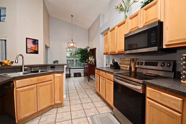 2634 GOLD DUST CIRCLE, Kissimmee, FL 34744
