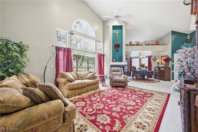 424 N Bayshore Drive 3, Columbiana, OH 44408