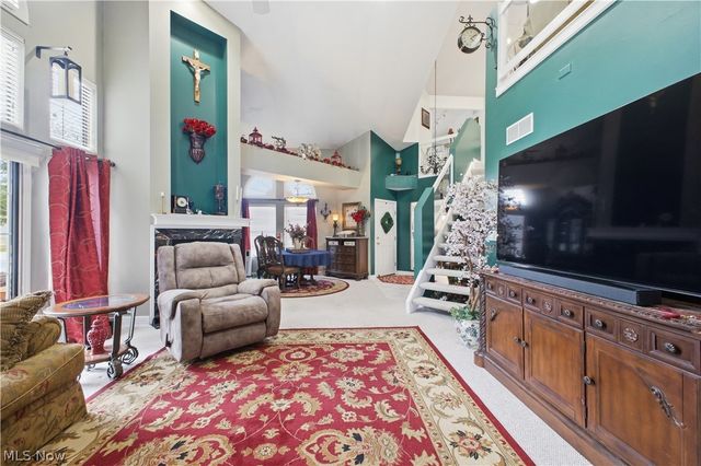 424 N Bayshore Drive 3, Columbiana, OH 44408