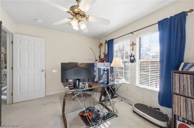 424 N Bayshore Drive 3, Columbiana, OH 44408