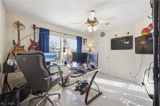 424 N Bayshore Drive 3, Columbiana, OH 44408