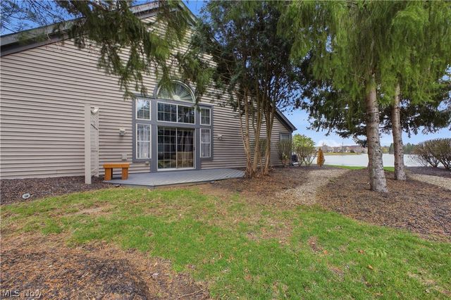 424 N Bayshore Drive 3, Columbiana, OH 44408