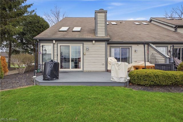 424 N Bayshore Drive 3, Columbiana, OH 44408