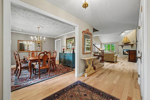 185 Amhurst Place, Valparaiso, IN 46385