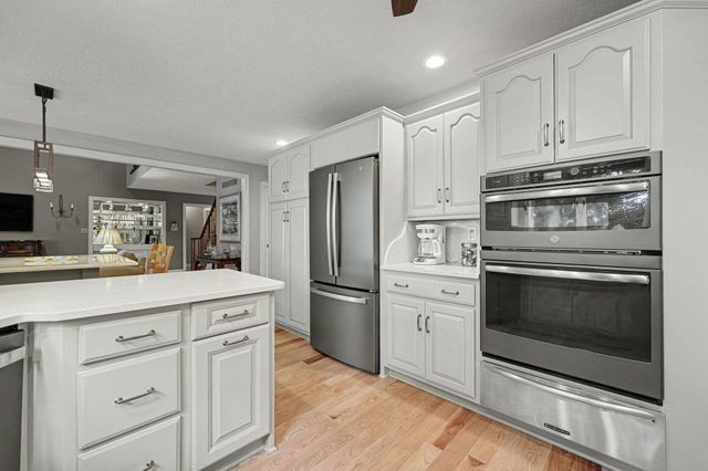 185 Amhurst Place, Valparaiso, IN 46385