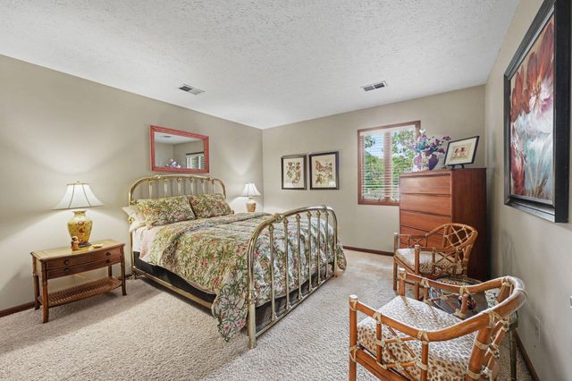 185 Amhurst Place, Valparaiso, IN 46385