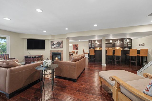 185 Amhurst Place, Valparaiso, IN 46385