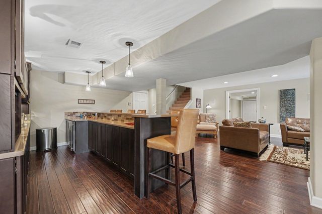 185 Amhurst Place, Valparaiso, IN 46385