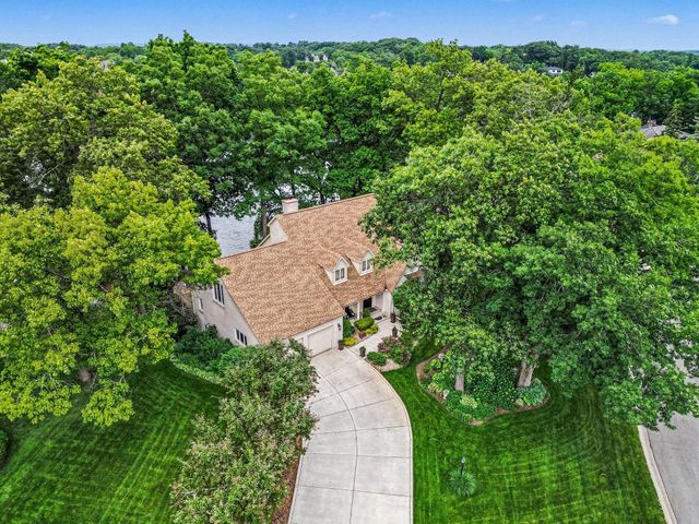 185 Amhurst Place, Valparaiso, IN 46385