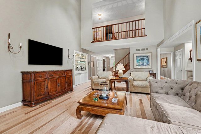 185 Amhurst Place, Valparaiso, IN 46385