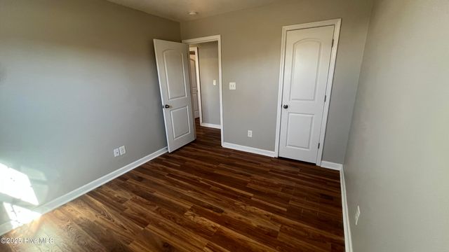 602 Parsley Drive, Hubert, NC 28539