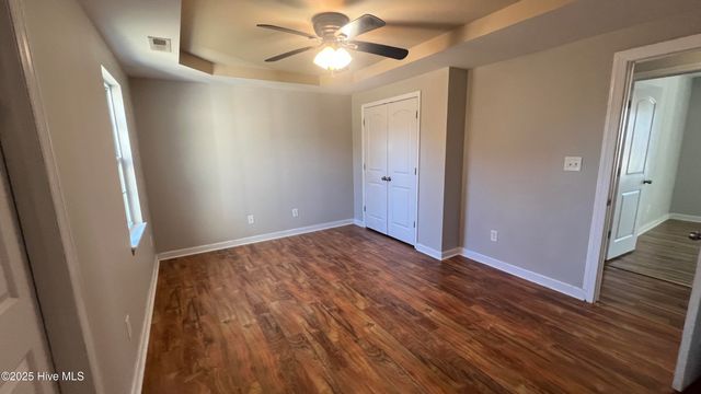 602 Parsley Drive, Hubert, NC 28539