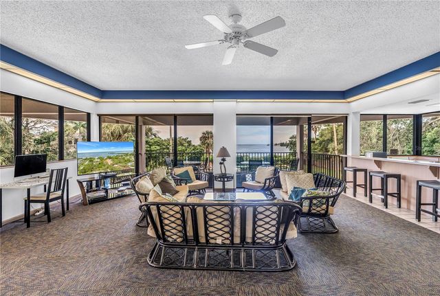300 S FLORIDA AVENUE 400A, Tarpon Springs, FL 34689