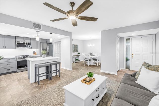 300 S FLORIDA AVENUE 400A, Tarpon Springs, FL 34689