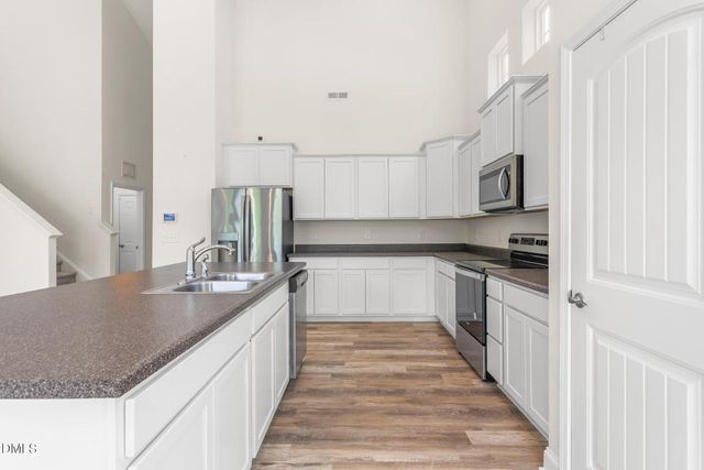 831 Royal Oak Lane, Mebane, NC 27302