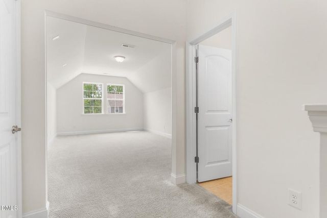 831 Royal Oak Lane, Mebane, NC 27302