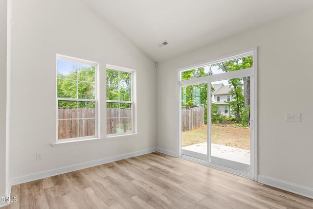 831 Royal Oak Lane, Mebane, NC 27302