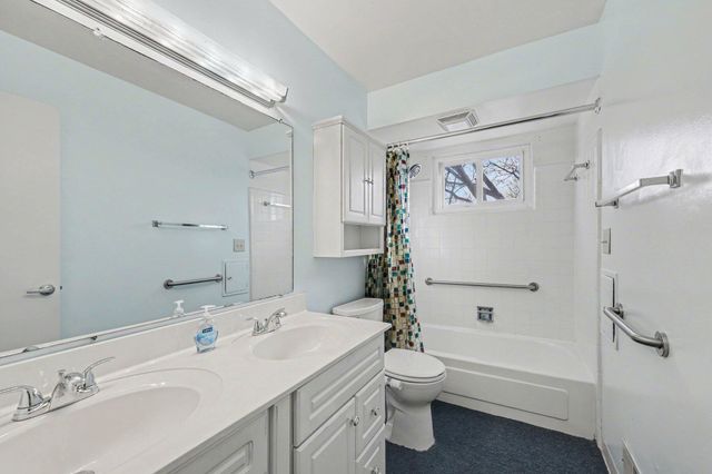 502 Larkspur Street, Ann Arbor, MI 48105