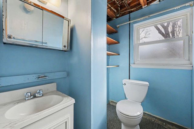 502 Larkspur Street, Ann Arbor, MI 48105