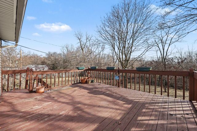 502 Larkspur Street, Ann Arbor, MI 48105