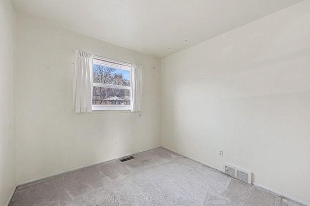 502 Larkspur Street, Ann Arbor, MI 48105