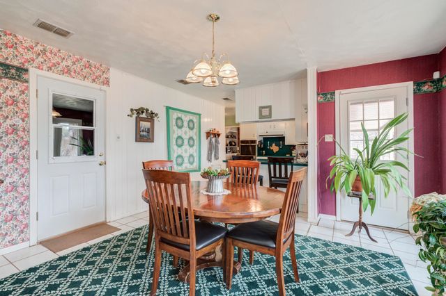 1901 Avenue R, Tahoka, TX 79373