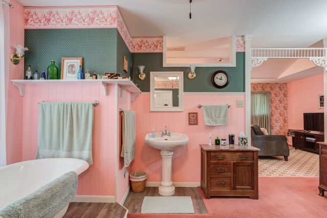 1901 Avenue R, Tahoka, TX 79373