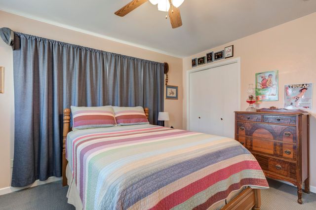 1901 Avenue R, Tahoka, TX 79373