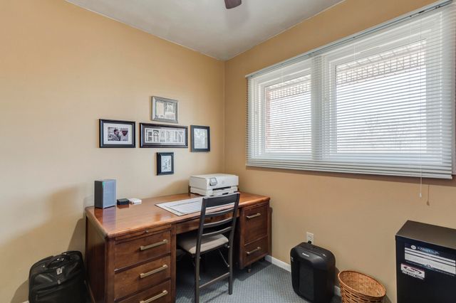 1901 Avenue R, Tahoka, TX 79373