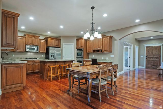 514 SUGAR PLUM LN, North Salt Lake, UT 84054