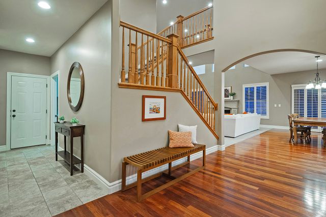 514 SUGAR PLUM LN, North Salt Lake, UT 84054