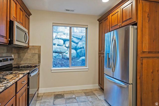 514 SUGAR PLUM LN, North Salt Lake, UT 84054