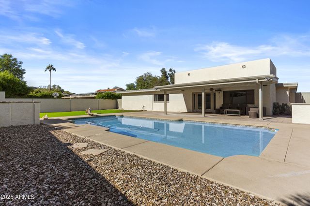 207 W PERSHING Avenue, Phoenix, AZ 85029