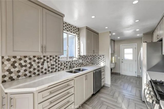 20915 Ely, Lakewood, CA 90715