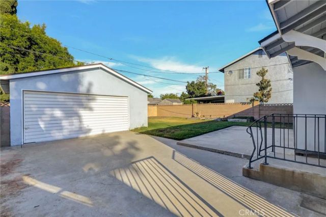 20915 Ely, Lakewood, CA 90715
