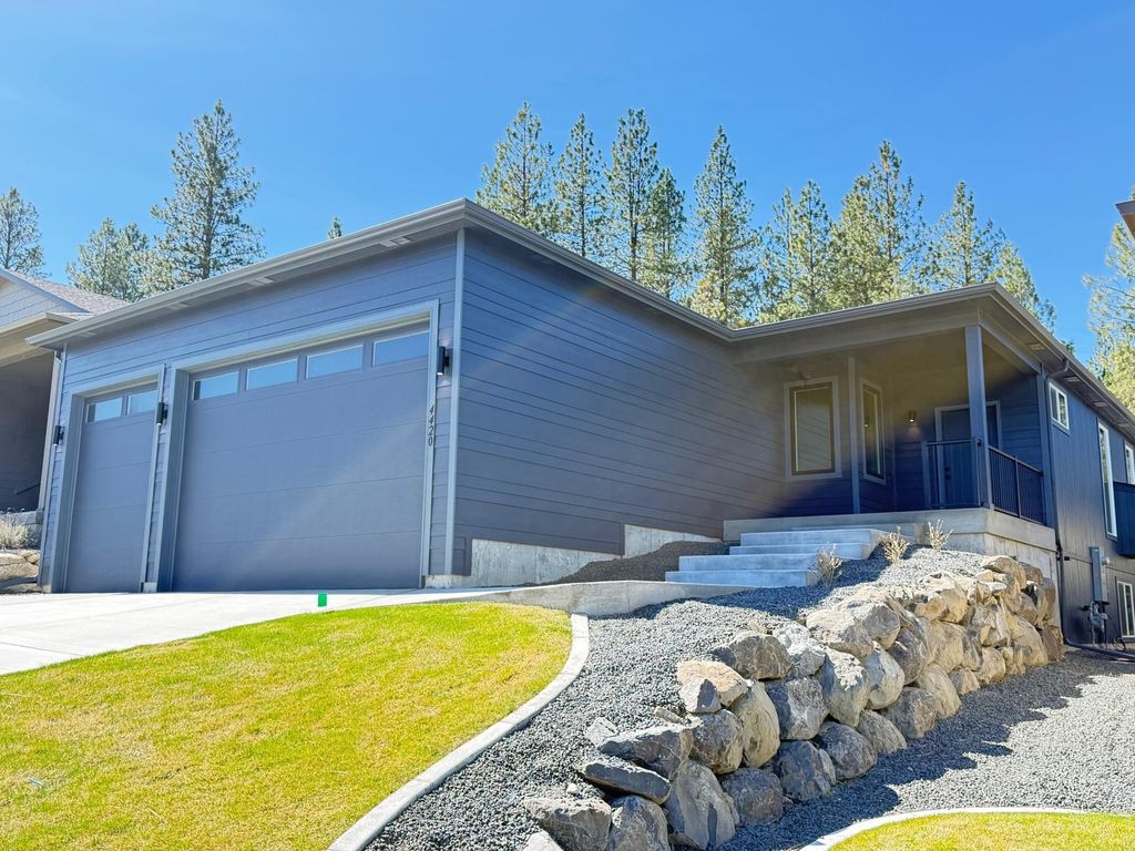 4420 S Willow Ln, Spokane, WA 99216 photo 1